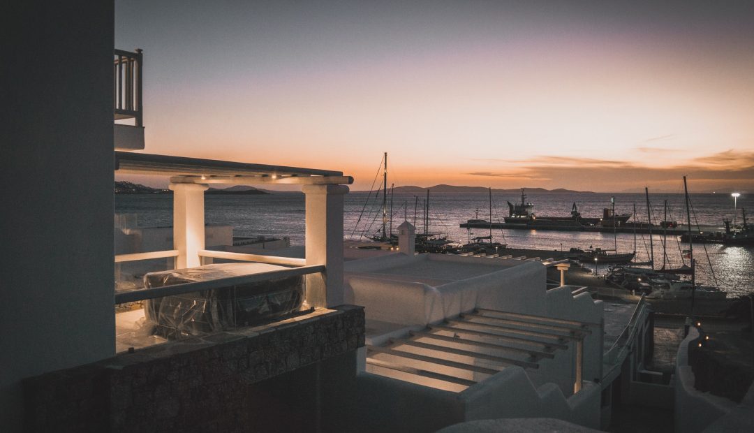 Mykonos ou Santorin : comment choisir ?